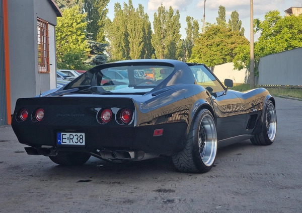 Chevrolet Corvette cena 201000 przebieg: 100000, rok produkcji 1974 z Łódź małe 137